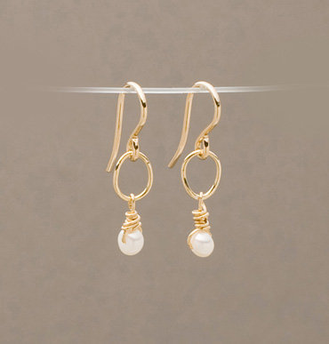 Armitage Simple Link with Pearl Drop Earrings